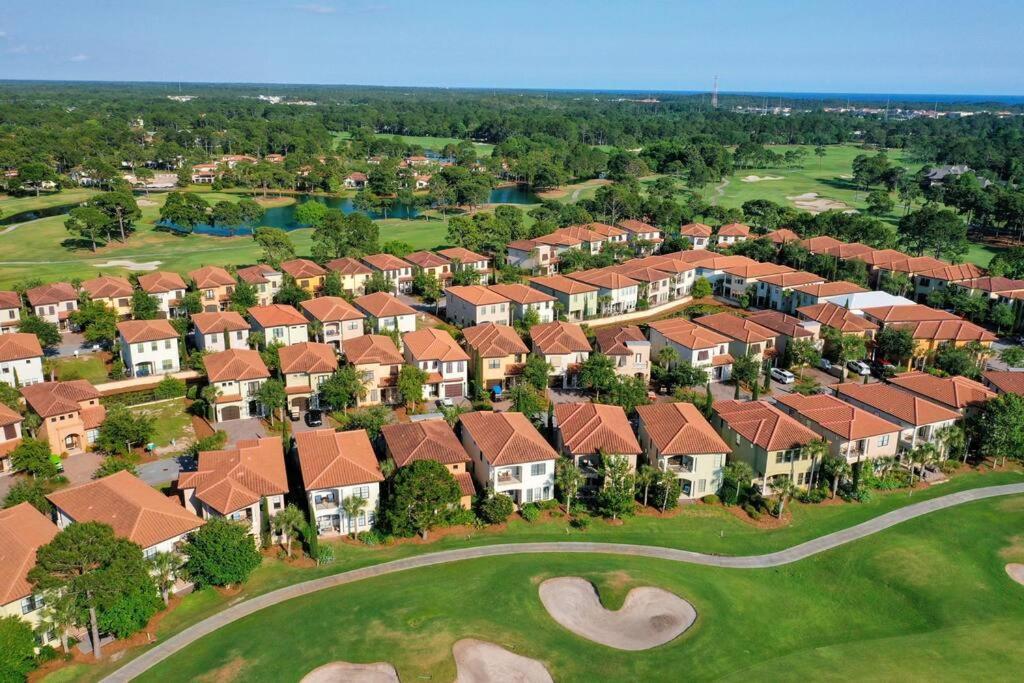 Large 4 Bedroom With Bunk Room And 2 Golf Carts! Destin Luaran gambar